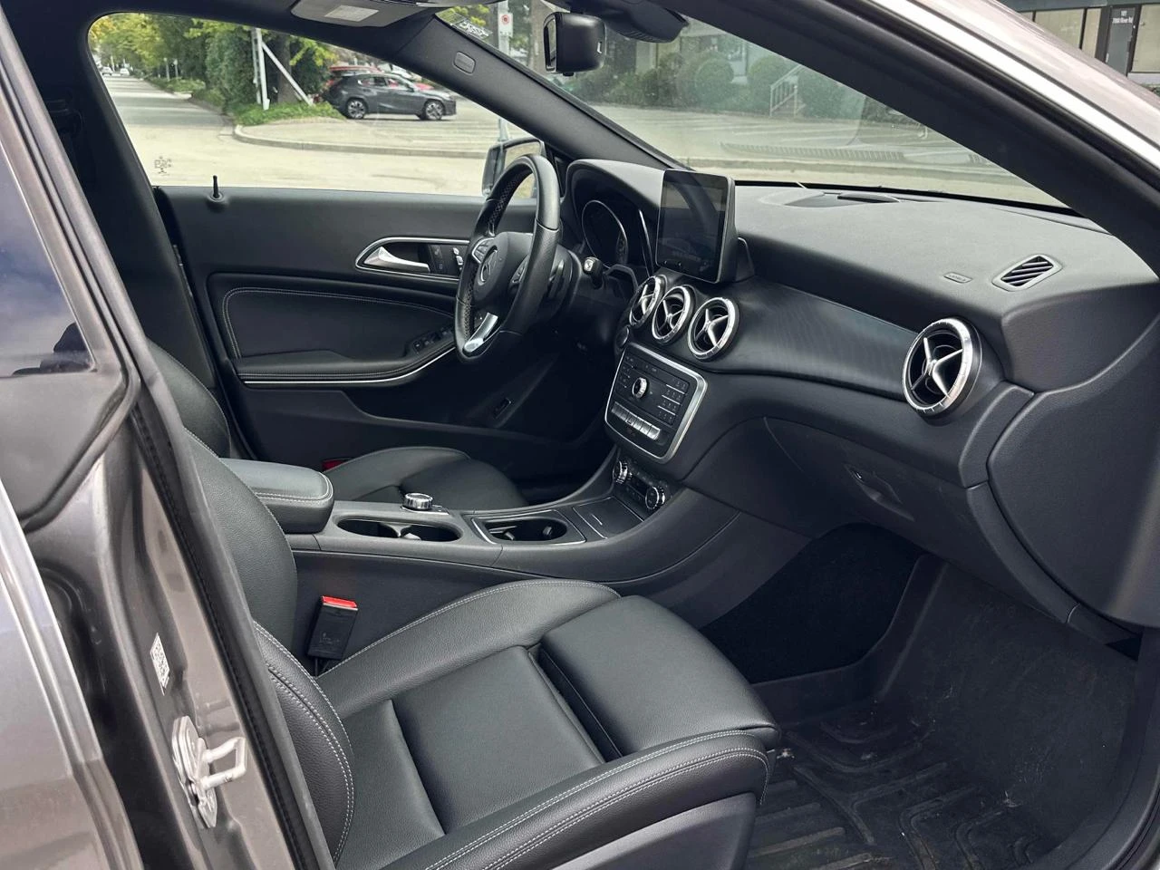 Mercedes-Benz CLA 250 * 4MATIC* AMG-pkg* LED* * *  | Mobile.bg   11