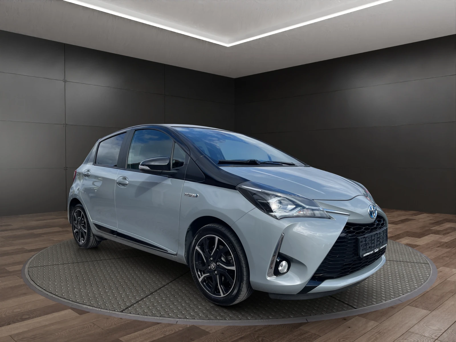Toyota Yaris 1.5H LPG TREND GREY EDITION - изображение 2
