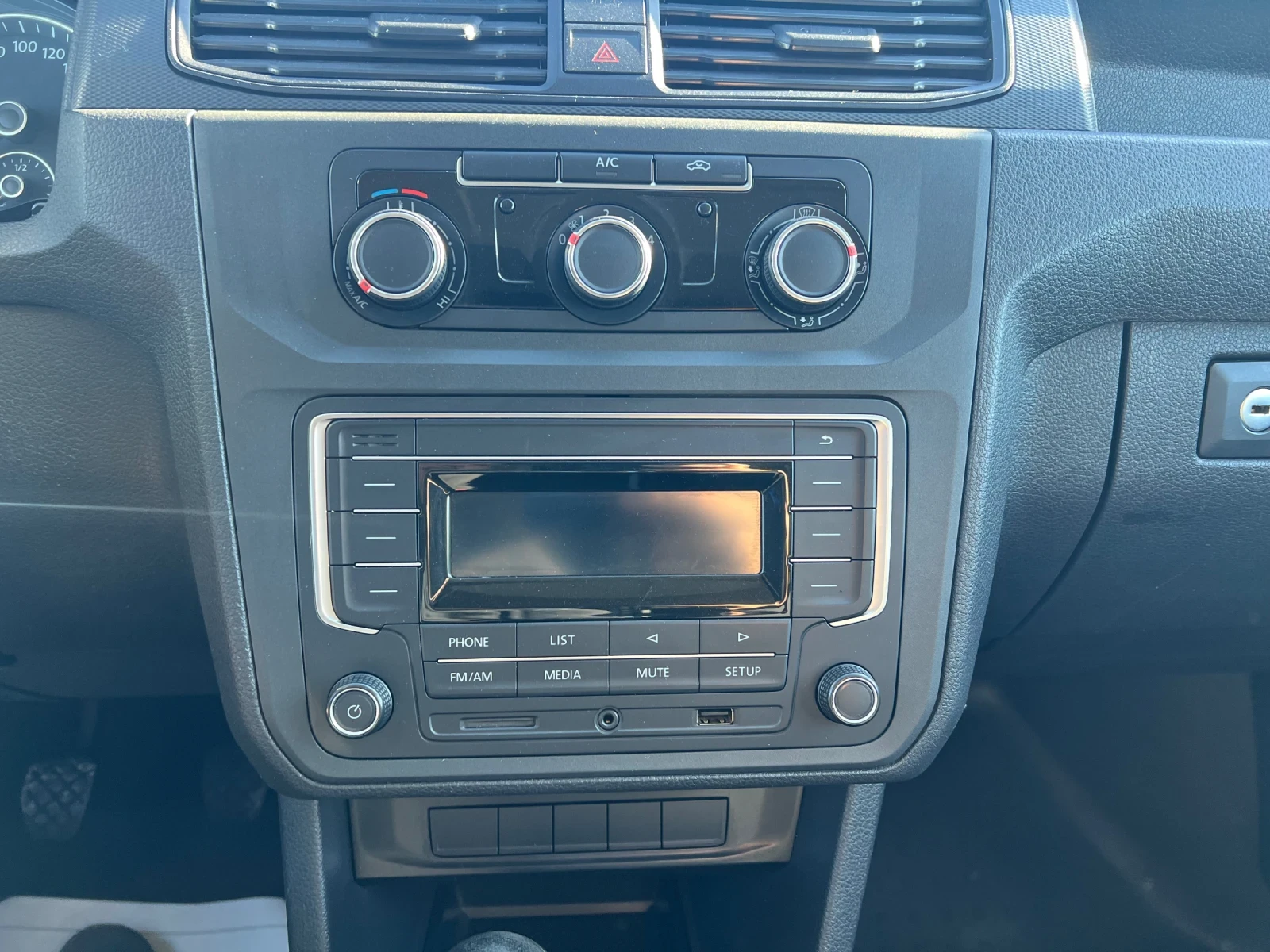 VW Caddy 1.6tdi-Maxi-Klima | Mobile.bg   15