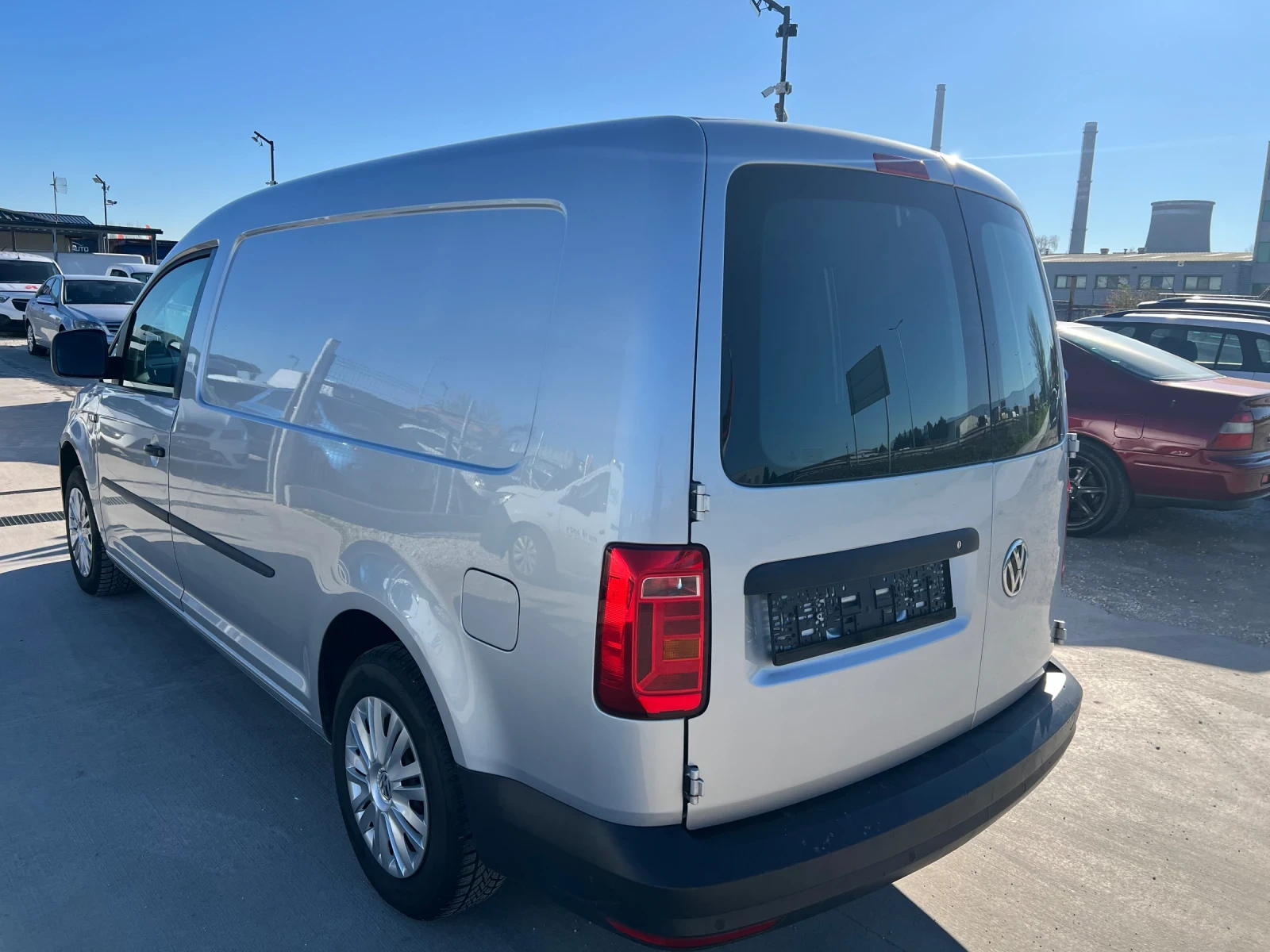 VW Caddy 1.6tdi-Maxi-Klima - изображение 5