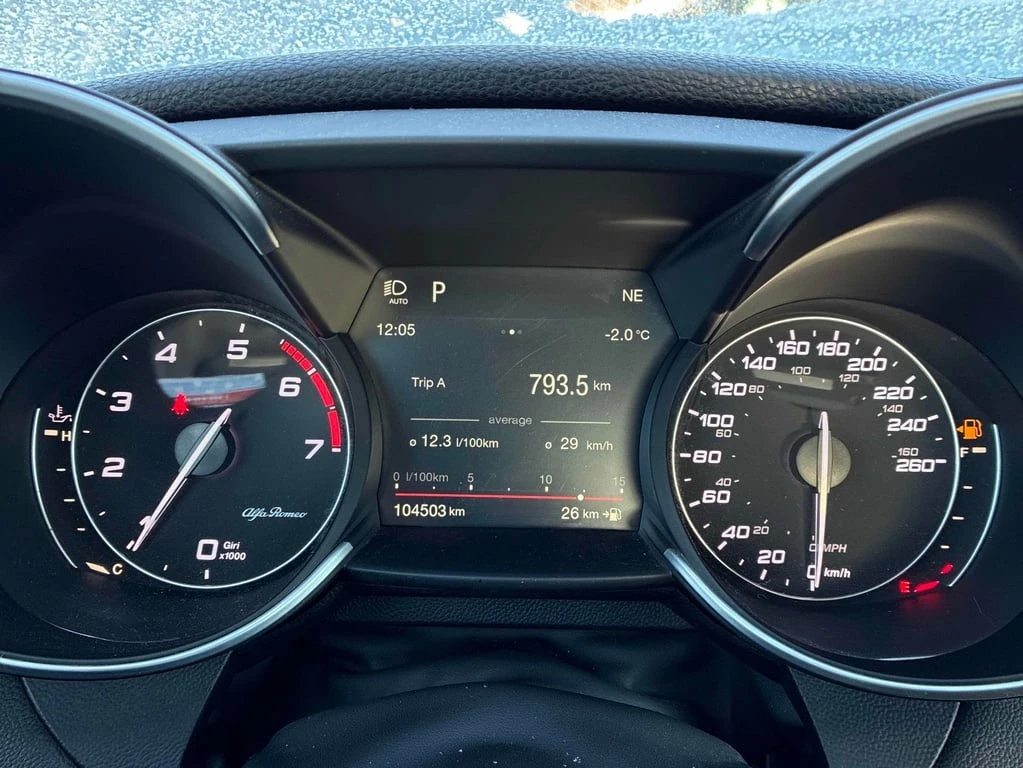 Alfa Romeo Giulia 2017 4dr Sdn AWD* CARFAX *    | Mobile.bg   8