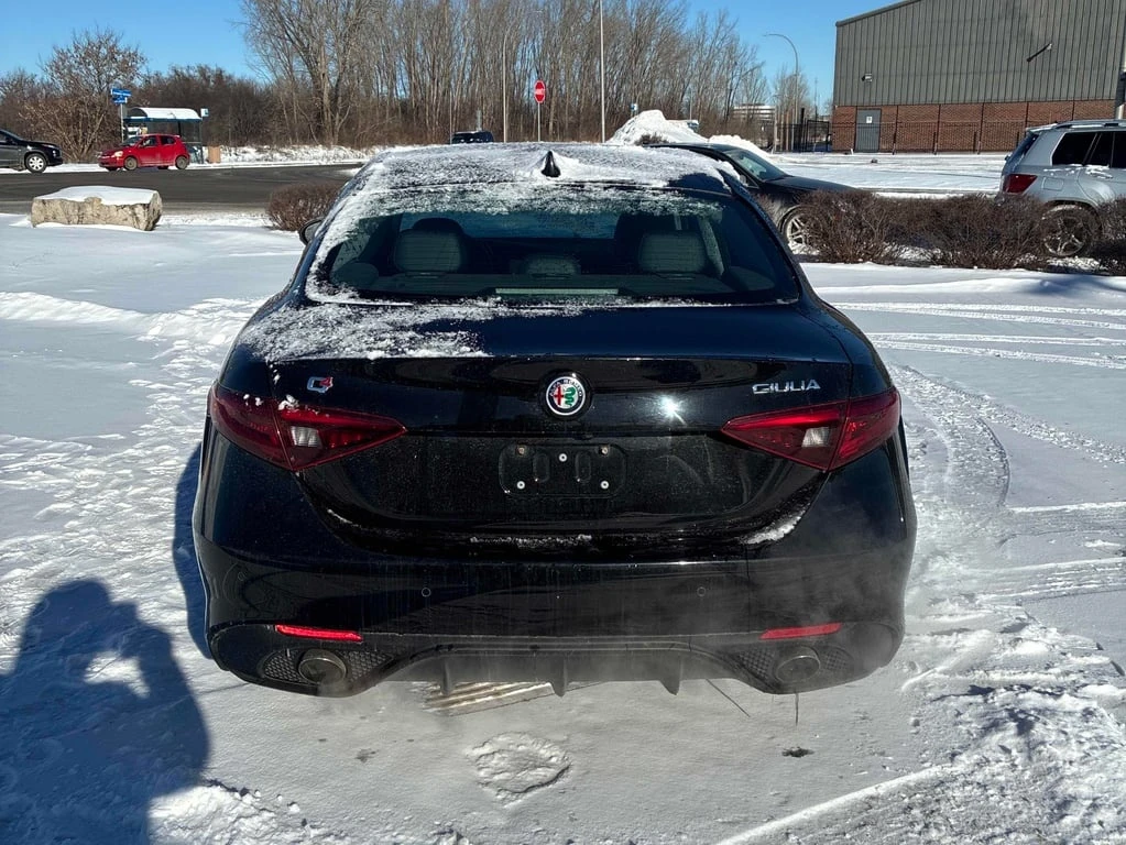 Alfa Romeo Giulia 2017 4dr Sdn AWD* CARFAX *    | Mobile.bg   5