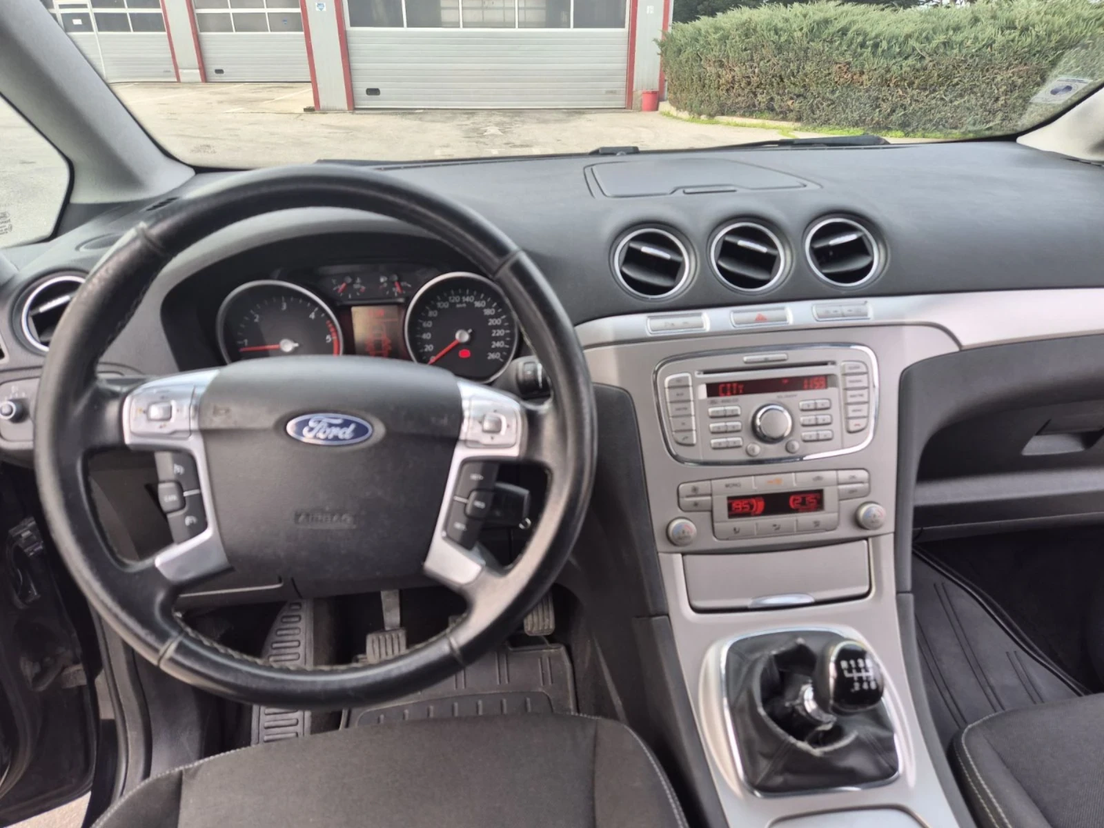 Ford Galaxy 2.0 DIESEL 116PS - изображение 10