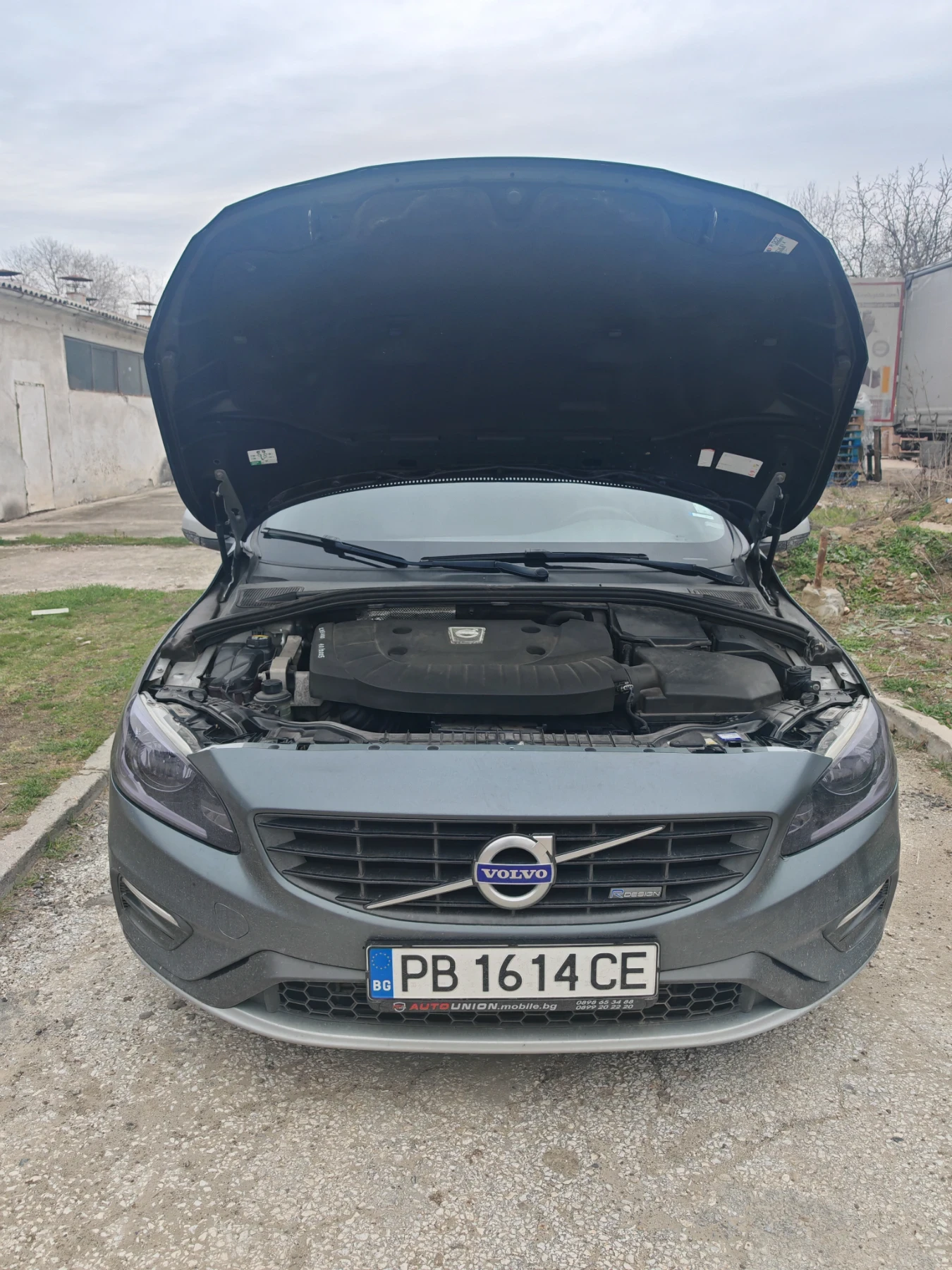 Volvo V60 2.0 D3 Rdesing - изображение 3