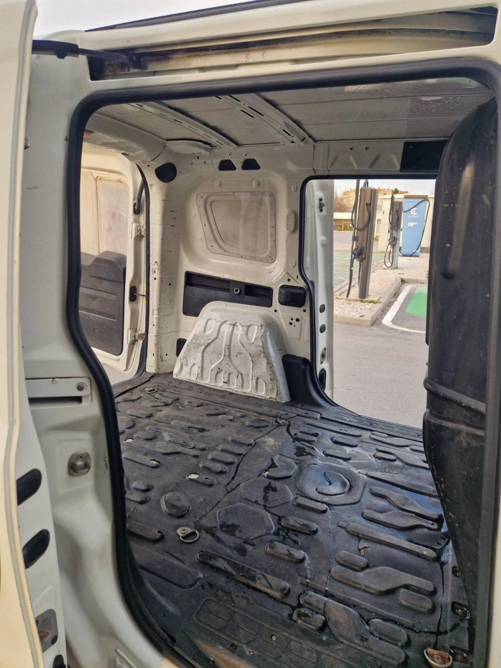 Fiat Doblo 1.3/ 90 к.с. - изображение 6