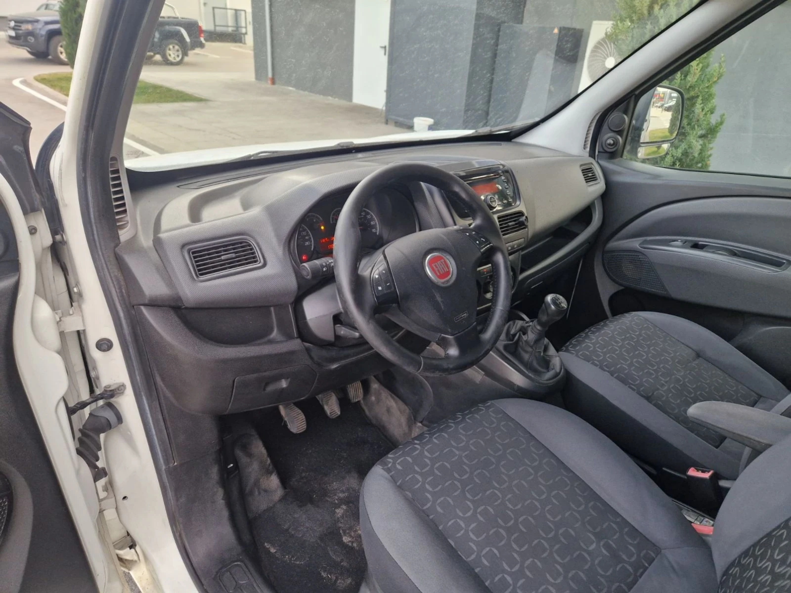 Fiat Doblo 1.3/ 90 �.�. | Mobile.bg � ����������� 12