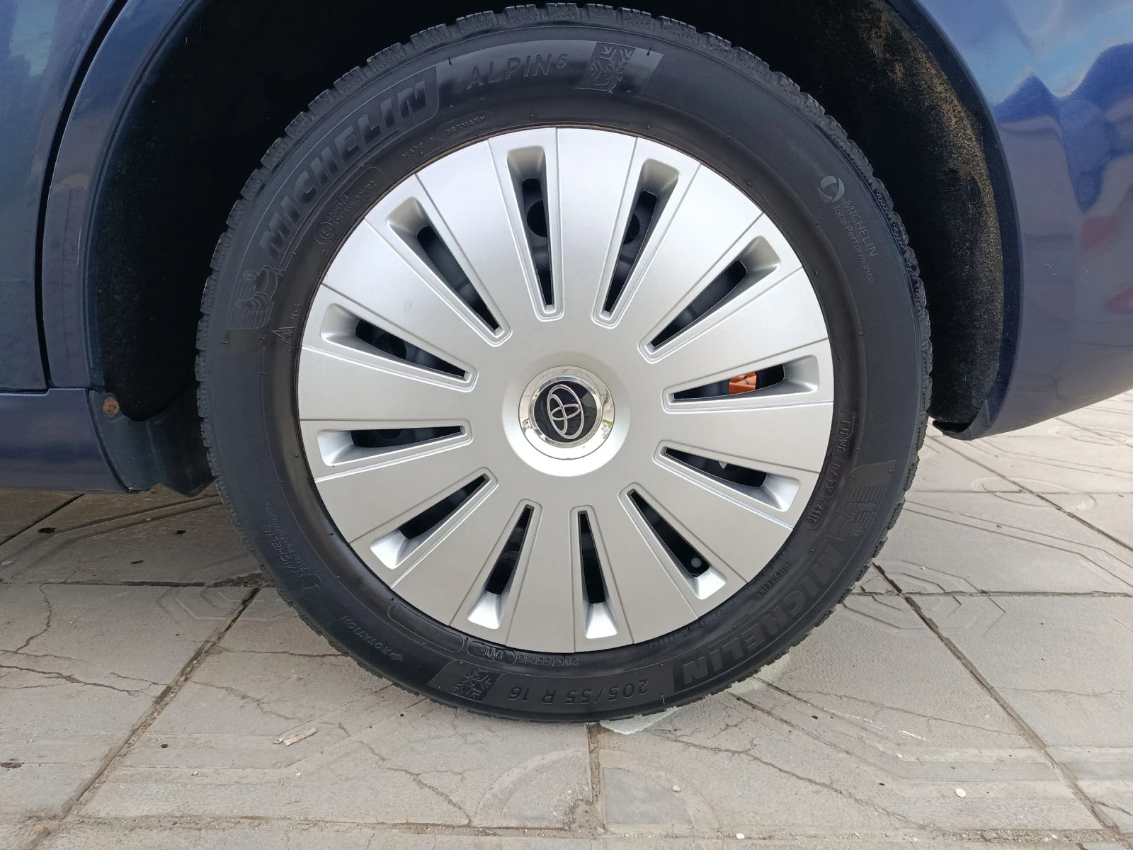 Toyota Corolla verso 2.2 D4-D 136 k. | Mobile.bg � ����������� 17