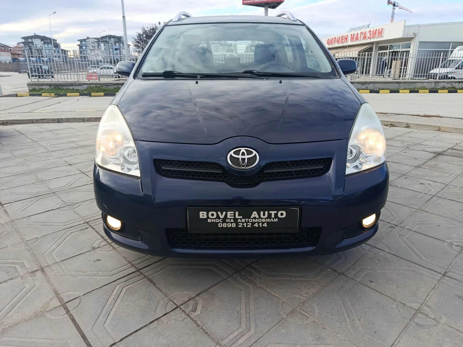 Toyota Corolla verso 2.2 D4-D 136 k. - изображение 7