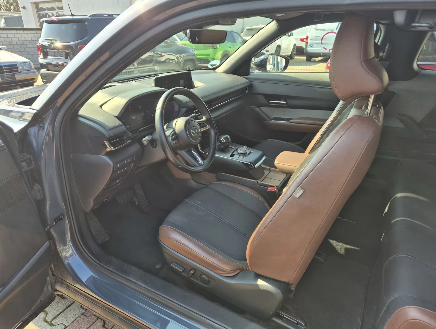 Mazda MX-30 Advantage, снимка 9 - Автомобили и джипове - 53997046