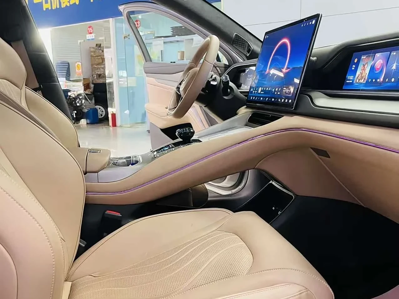 Denza N7 AWD Intelligent autogeorge.com, снимка 7 - Автомобили и джипове - 54455900