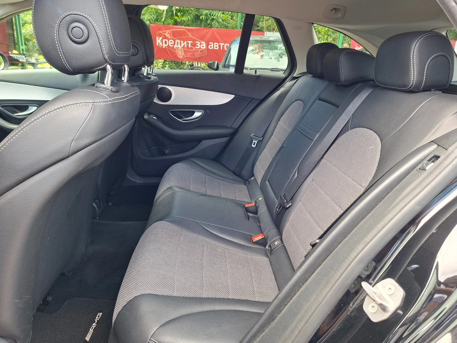 Mercedes-Benz C 220 * 4-MATIC* AUTO PREMIUM FORCE* AMG* 36м. х 382EUR., снимка 10 - Автомобили и джипове - 54720758