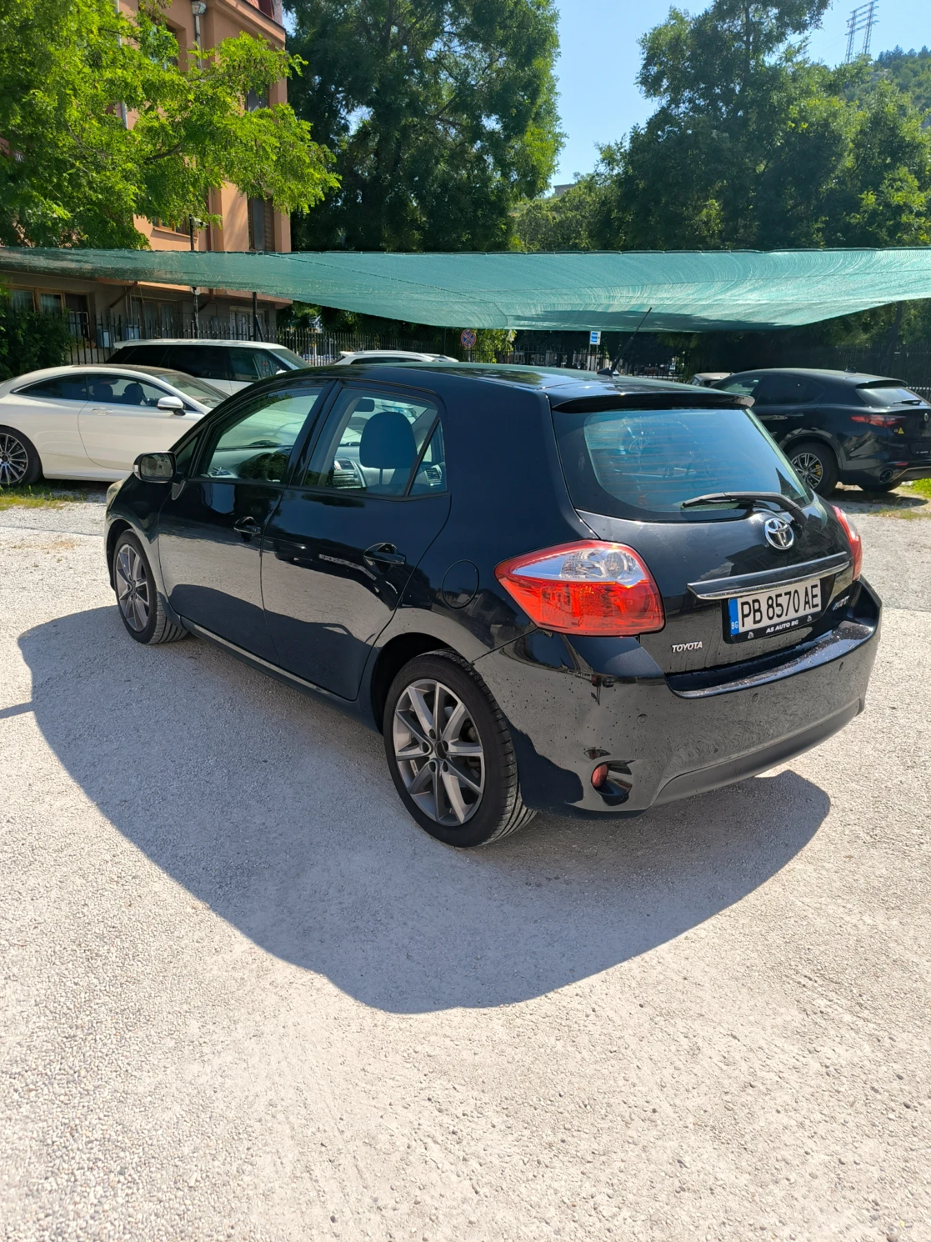 Toyota Auris, снимка 3 - Автомобили и джипове - 54840214