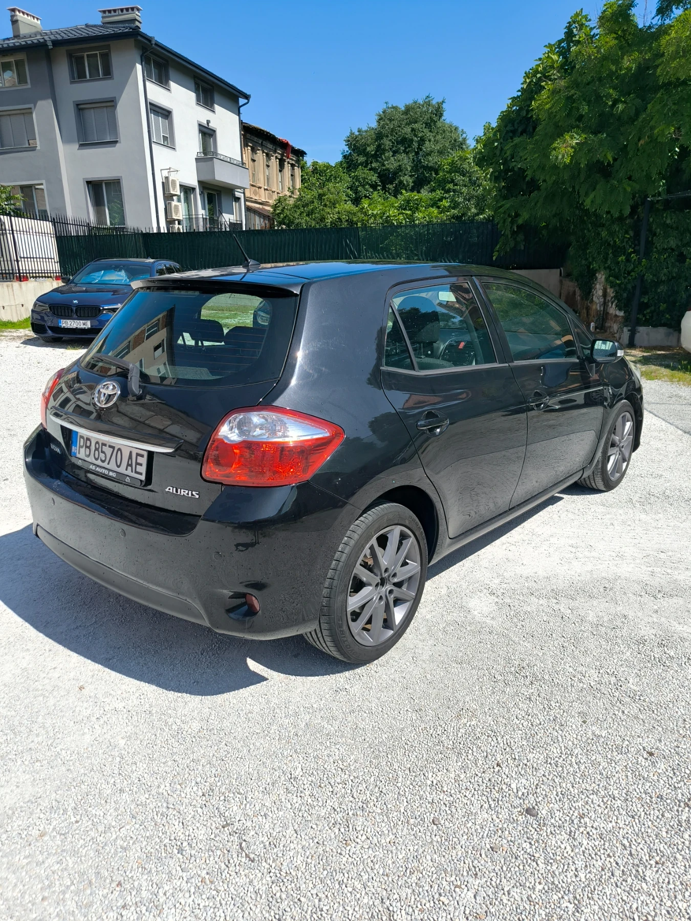 Toyota Auris, снимка 2 - Автомобили и джипове - 54840214