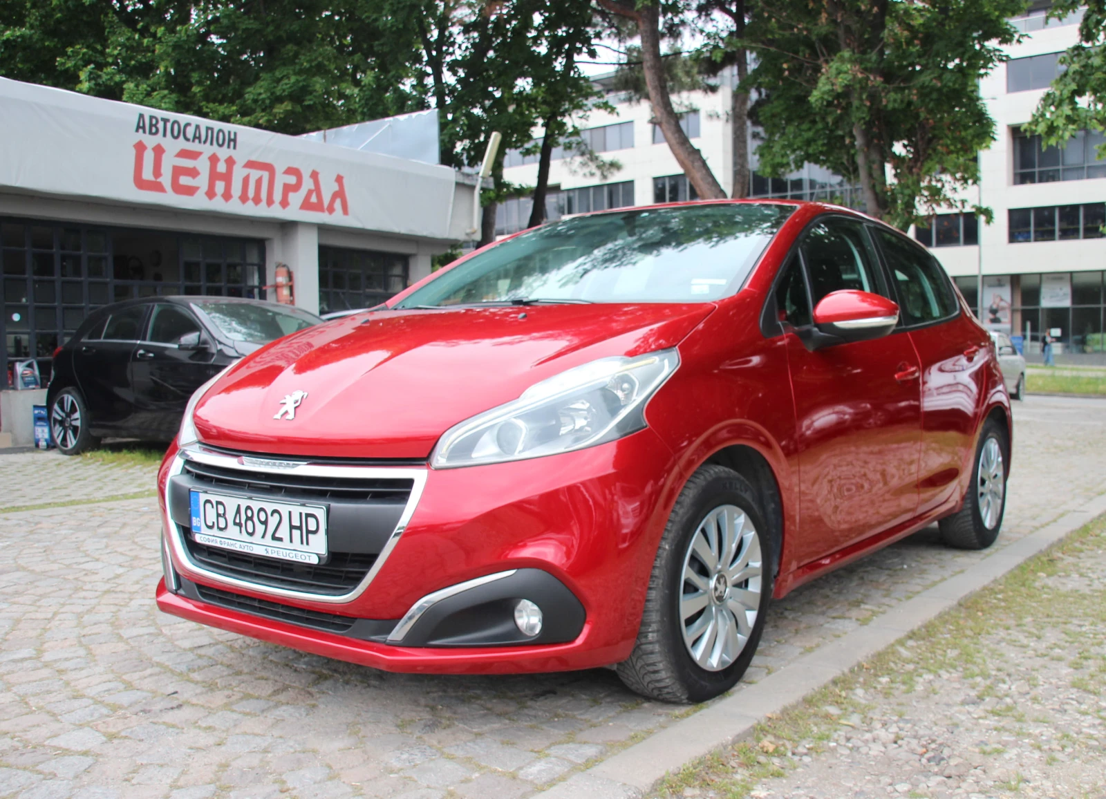 Peugeot 208 1.2i  FACELIFT   EURO 5В  