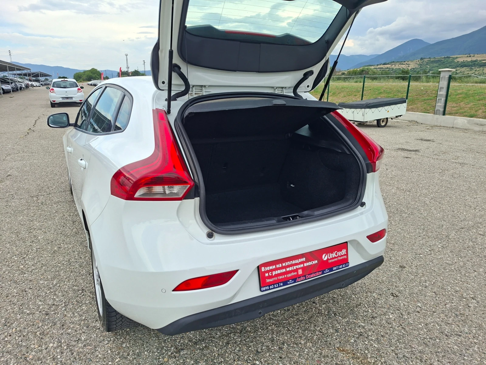 Volvo V40 1, 6 D2, снимка 6 - Автомобили и джипове - 55013942