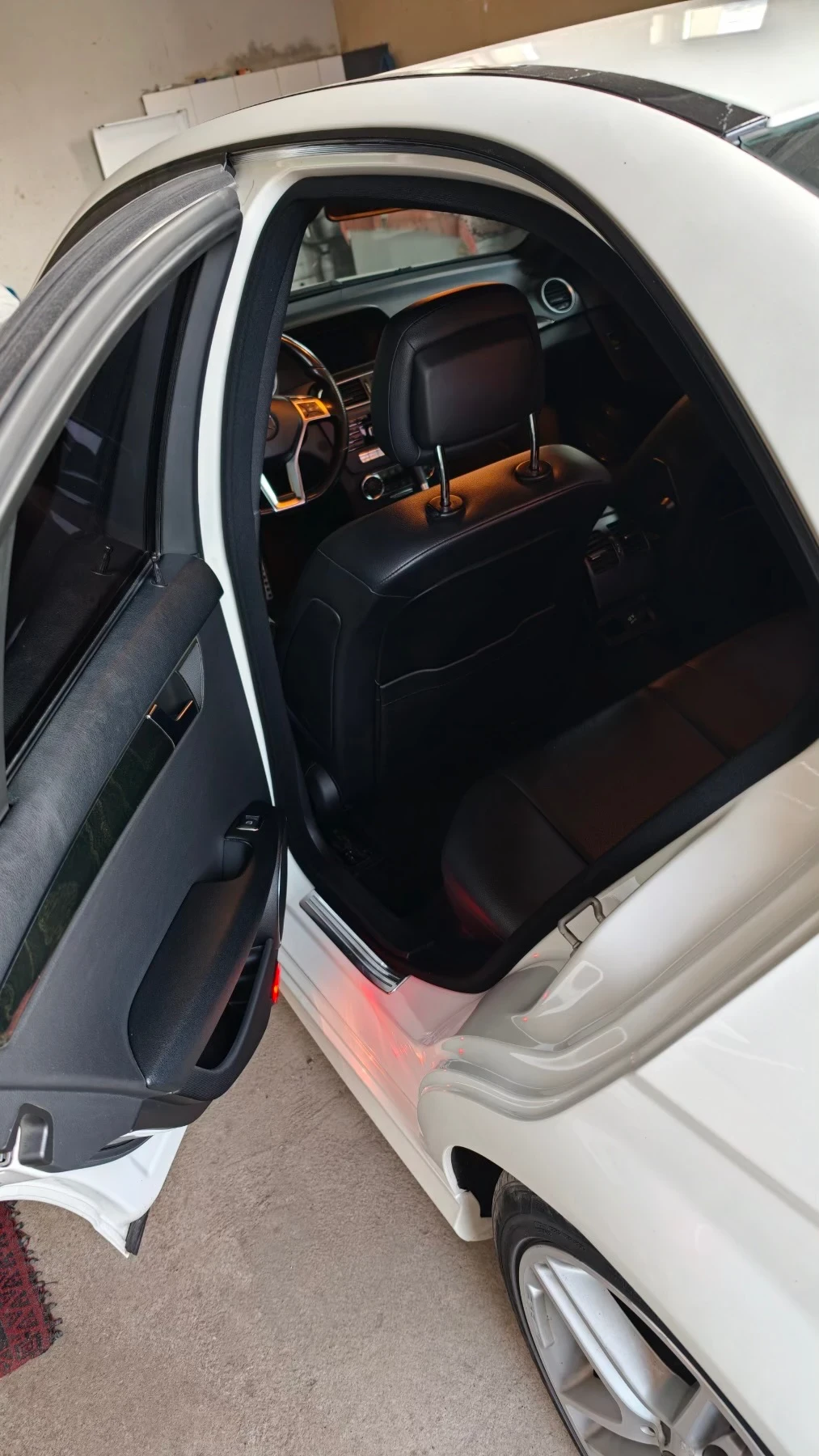 Mercedes-Benz C 300 W204 4MATIC LPG, снимка 10 - Автомобили и джипове - 55661505