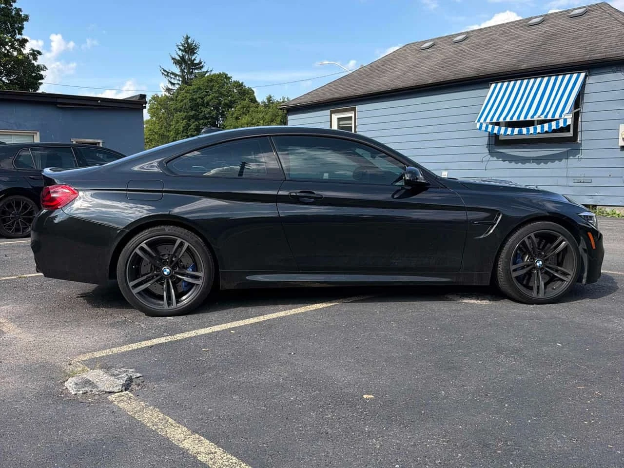 BMW M4 * COMP * CARFAX * ОПЦИЯ ЗА ФИНАНСИРАНЕ, снимка 3 - Автомобили и джипове - 55792416