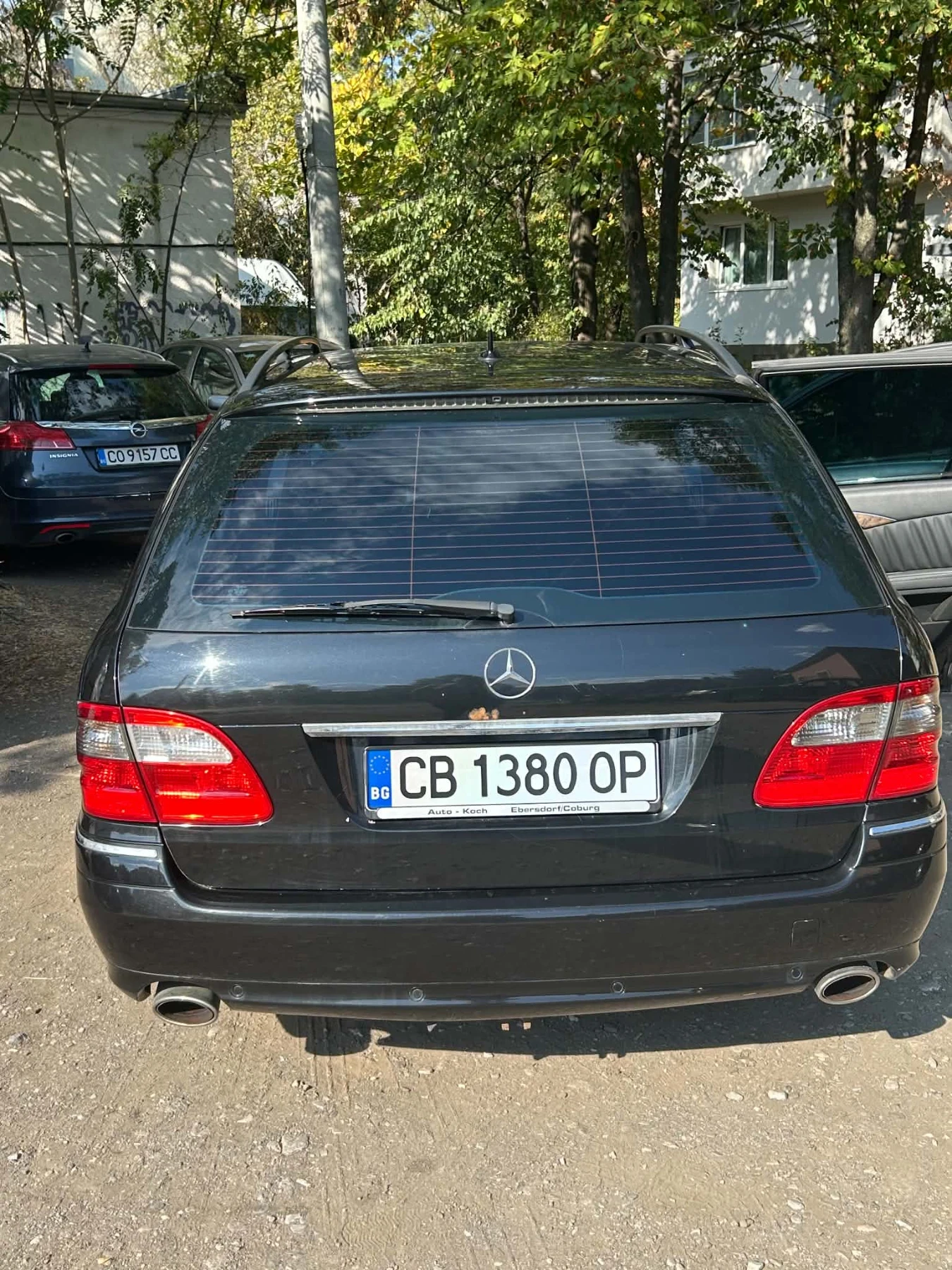 Mercedes-Benz E 230, снимка 3 - Автомобили и джипове - 56163747