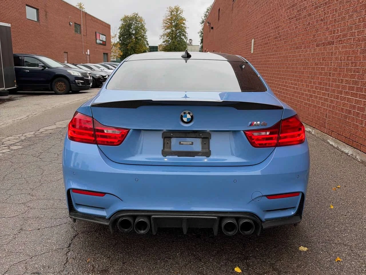 BMW M4 * CARFAX * ������� * H/K ����� * CARBON  | Mobile.bg � ����������� 5