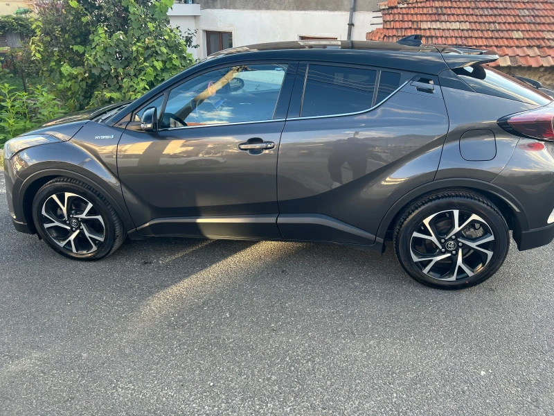 Toyota C-HR, снимка 11 - Автомобили и джипове - 47255991