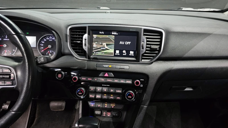 Kia Sportage 2.0 2WD NOBLESSE PLUS autogeorge.com, снимка 14 - Автомобили и джипове - 52389510