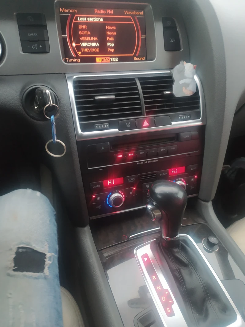 Audi Q7, снимка 4 - Автомобили и джипове - 52566935