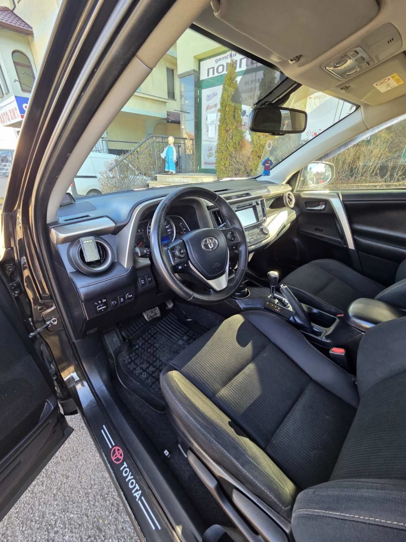Toyota Rav4 AWD, снимка 6 - Автомобили и джипове - 53181441