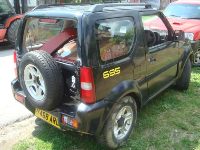 Suzuki Jimny 1.3 DOHC - изображение 3