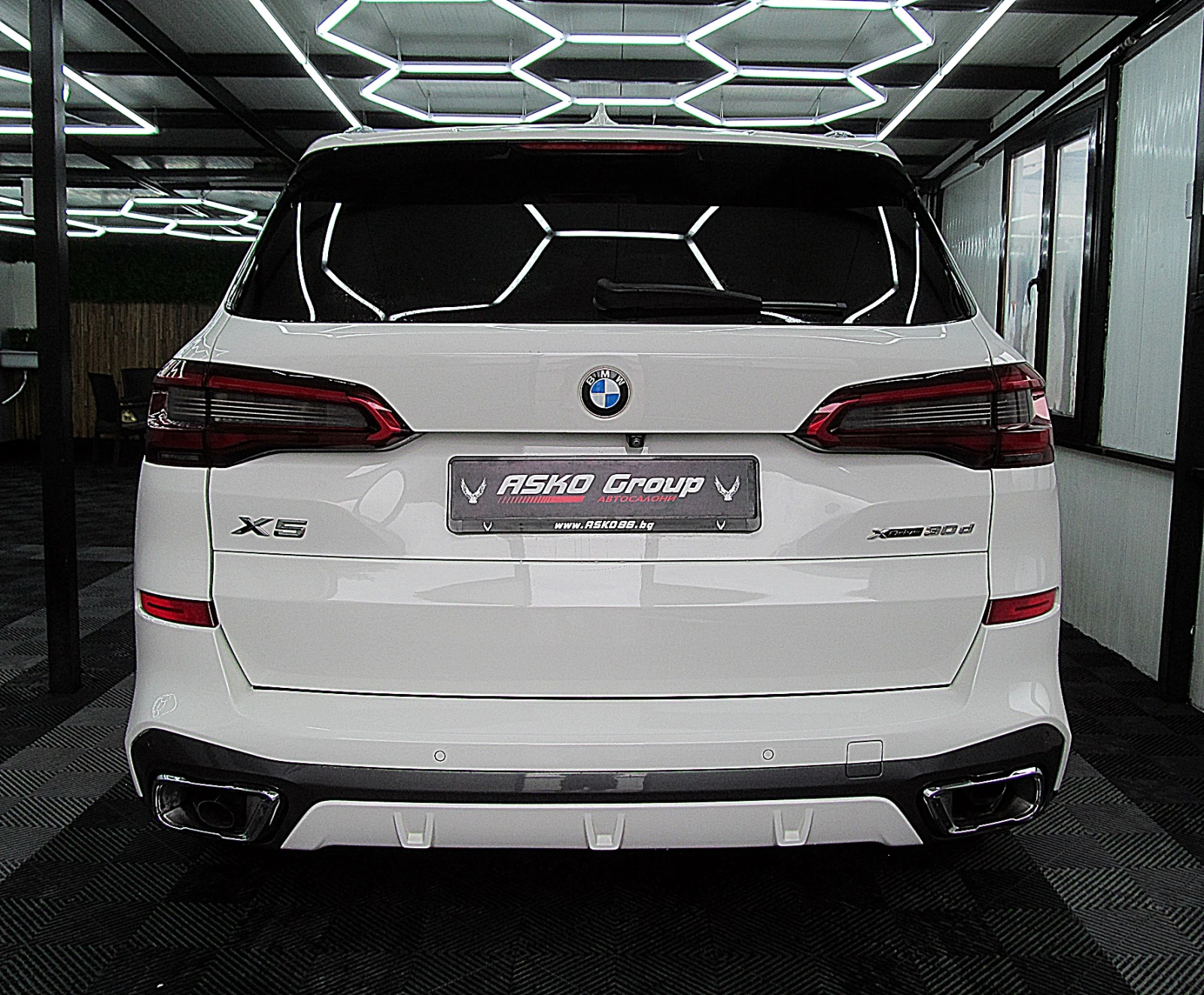 BMW X5 M-paket/INDIVIDUAL// Keyless/СОБСТВЕН ЛИЗИНГ - изображение 5