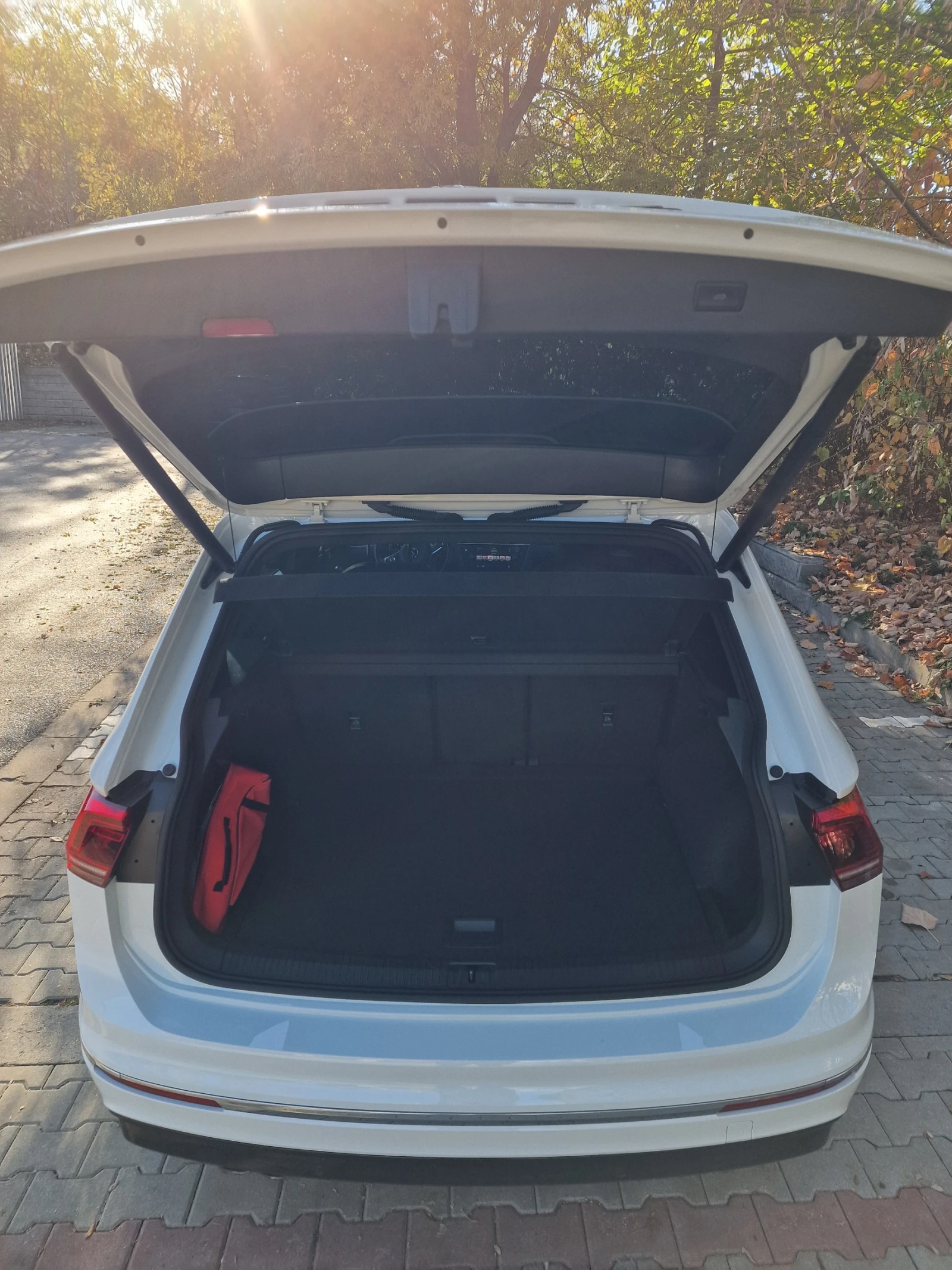 VW Tiguan 2.0 TSI 4Motion, R-Line - N1 - изображение 9