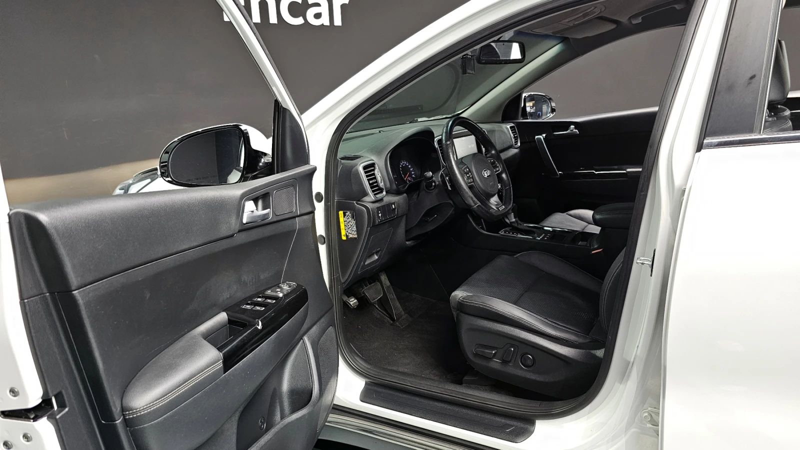 Kia Sportage 2.0 2WD NOBLESSE PLUS - изображение 10