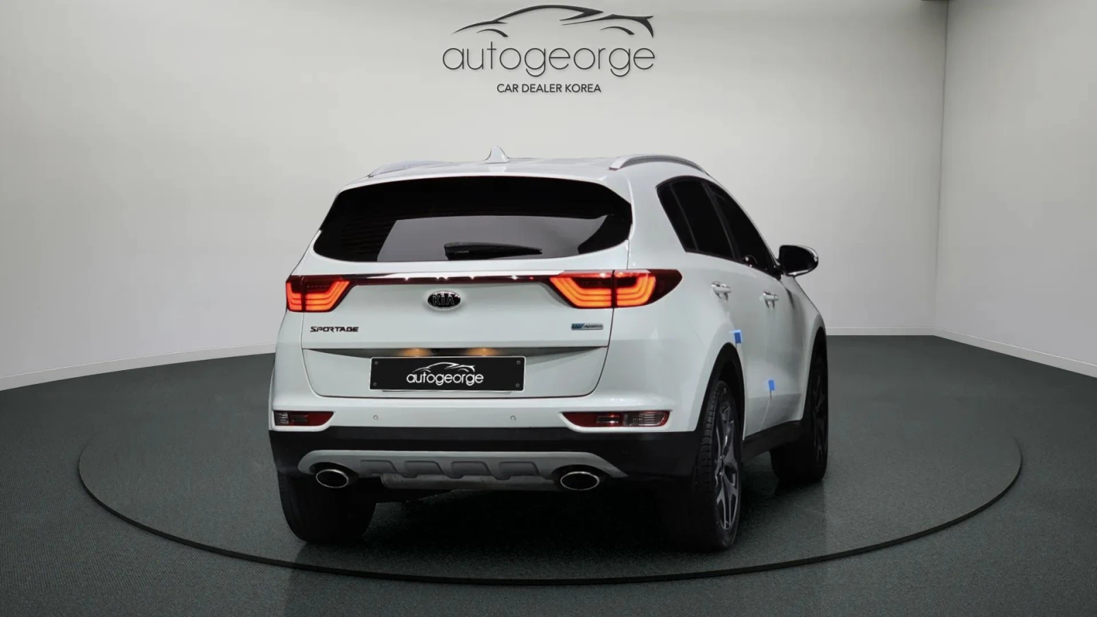 Kia Sportage 2.0 2WD NOBLESSE PLUS - изображение 4