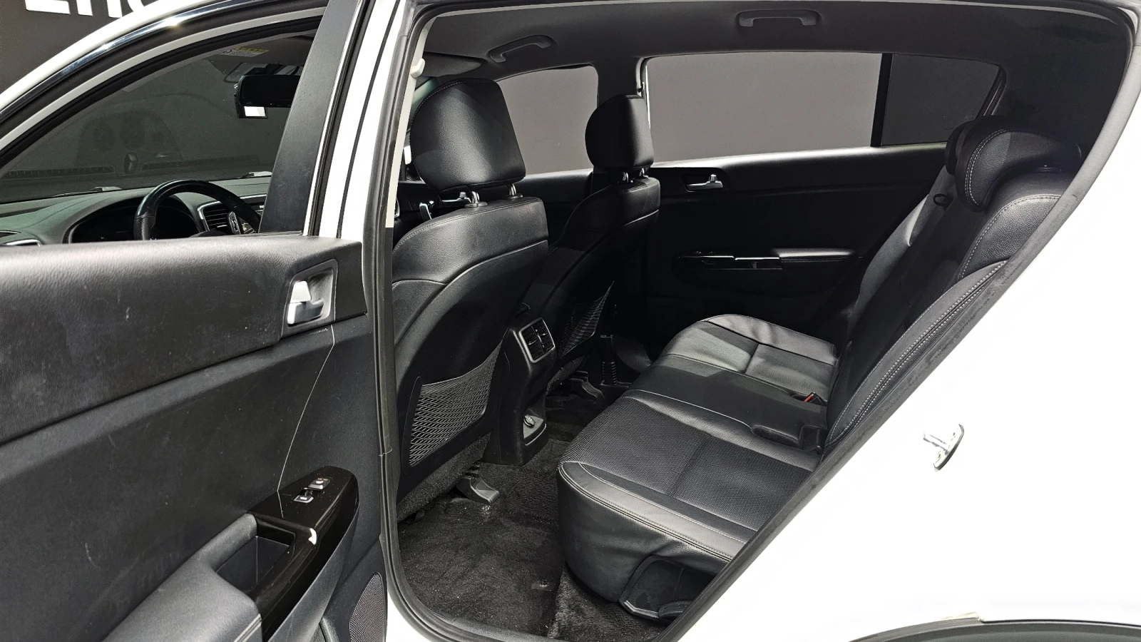 Kia Sportage 2.0 2WD NOBLESSE PLUS - изображение 9