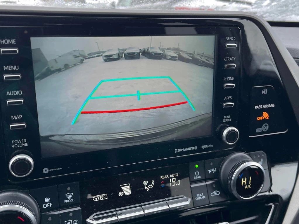 Toyota Highlander 2021 XLE * CARFAX *    | Mobile.bg   13