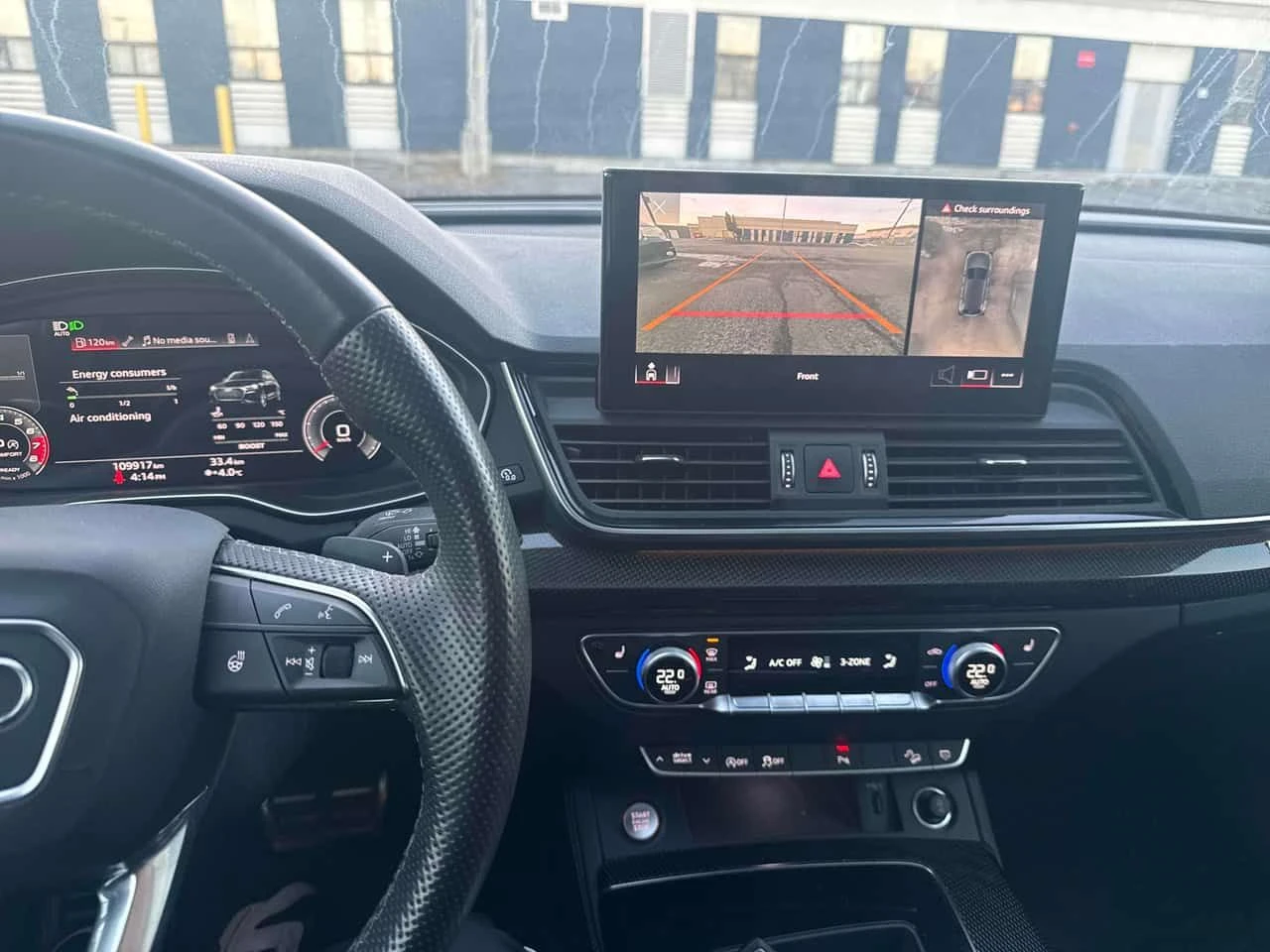 Audi SQ5 Technik/CARFAX/ДИСТРОНИК/360 CAM/ПАНОРАМА/ПОДГРЕВИ - изображение 9