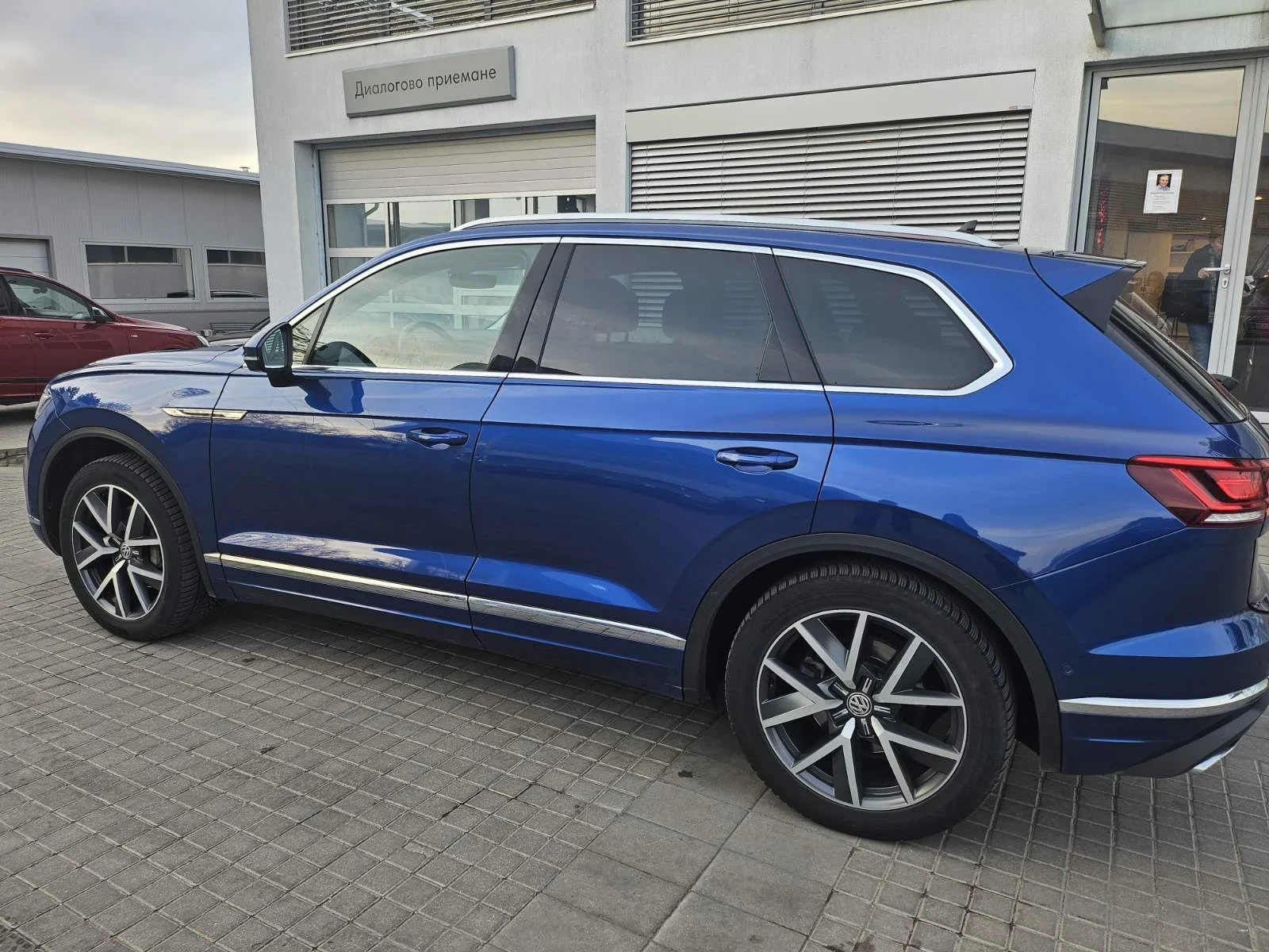 VW Touareg V6 tdi, снимка 2 - Автомобили и джипове - 54196719