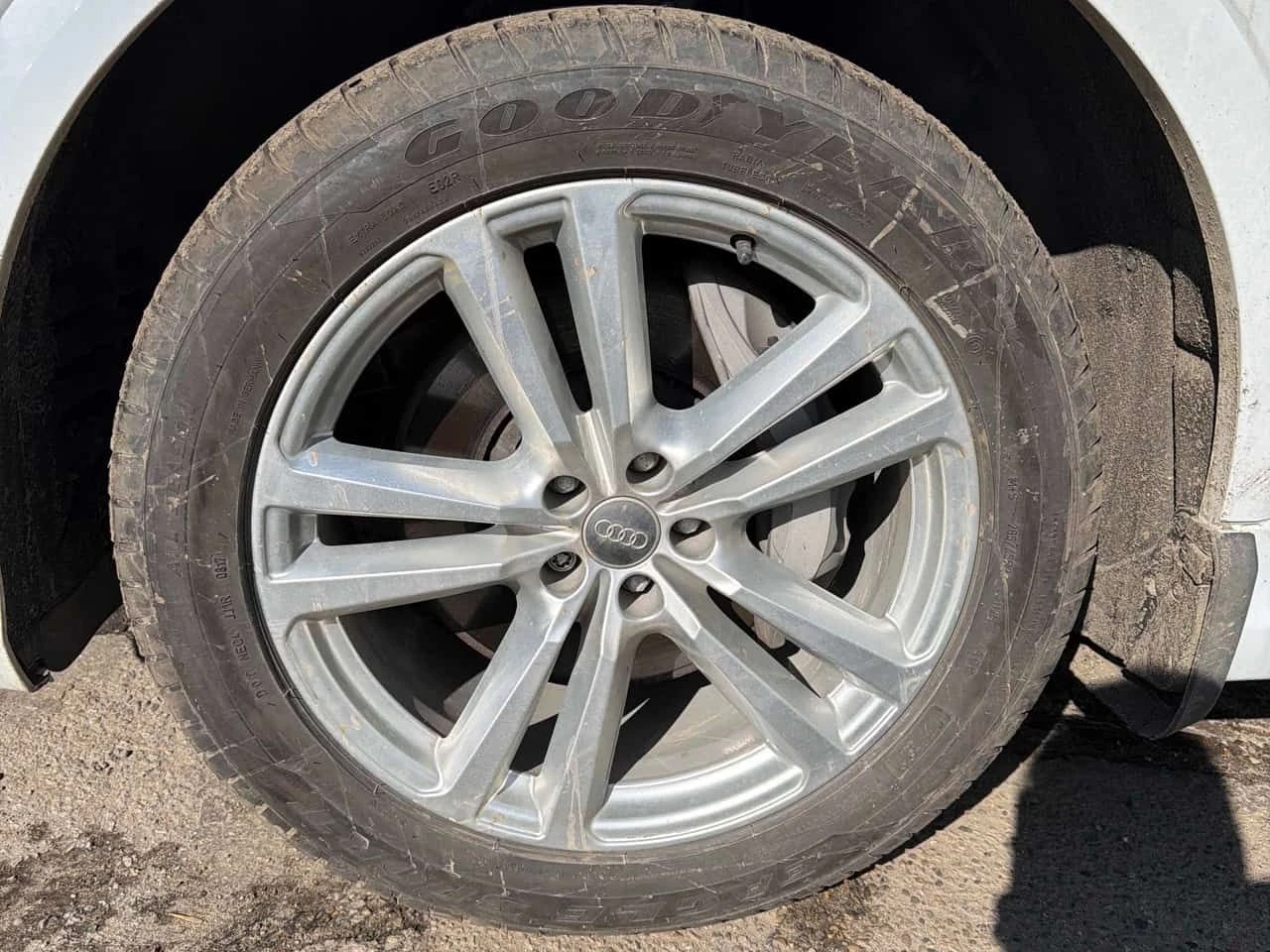 Audi Q8 Technik/ОБДУХВАНЕ/ПАНОРАМА/ДИСТРОНИК/360 КАМЕРИ, снимка 6 - Автомобили и джипове - 54230059