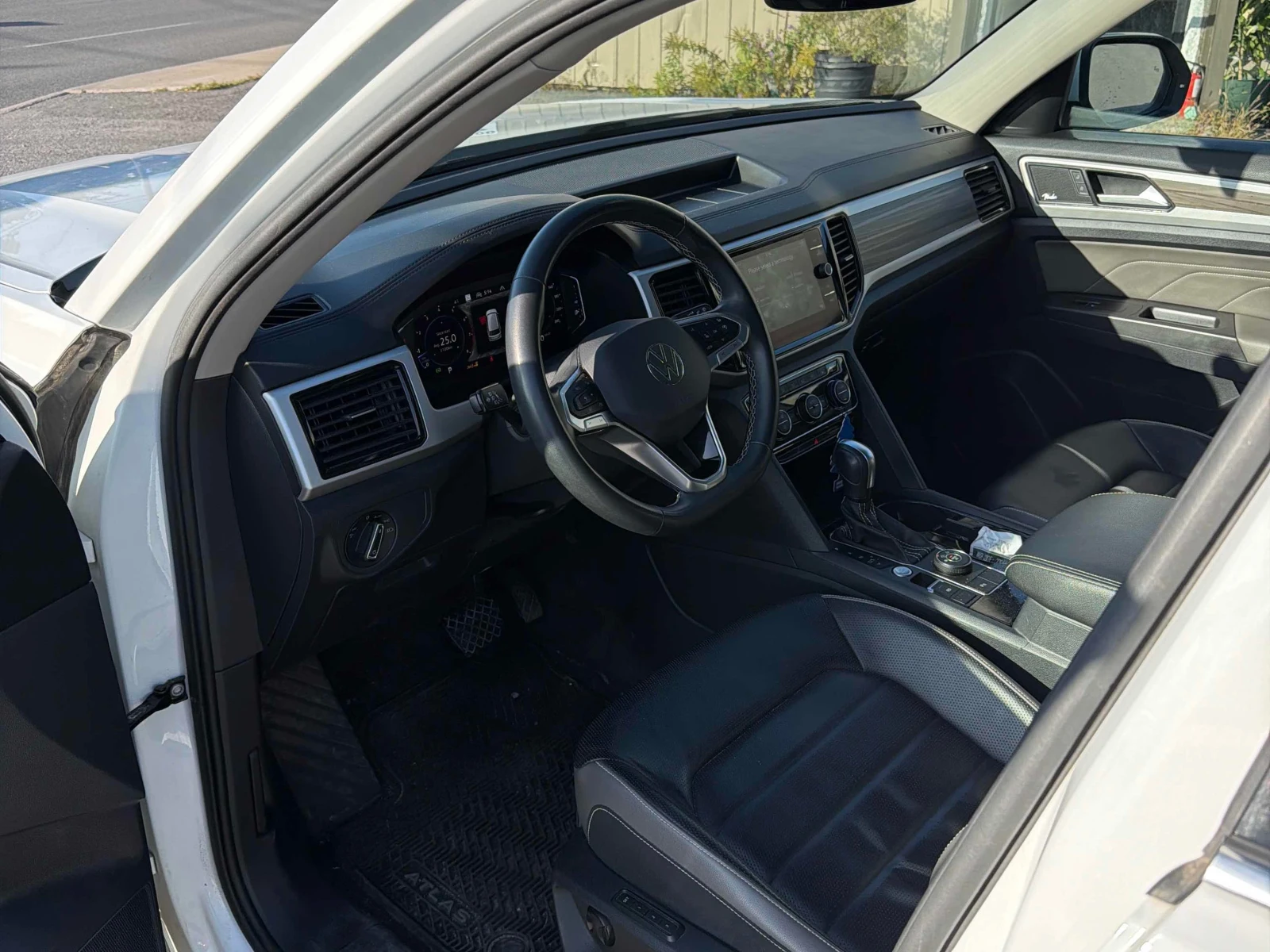 VW Atlas * Highline * CARFAX * ФИНАНСИРАНЕ, снимка 5 - Автомобили и джипове - 56076166