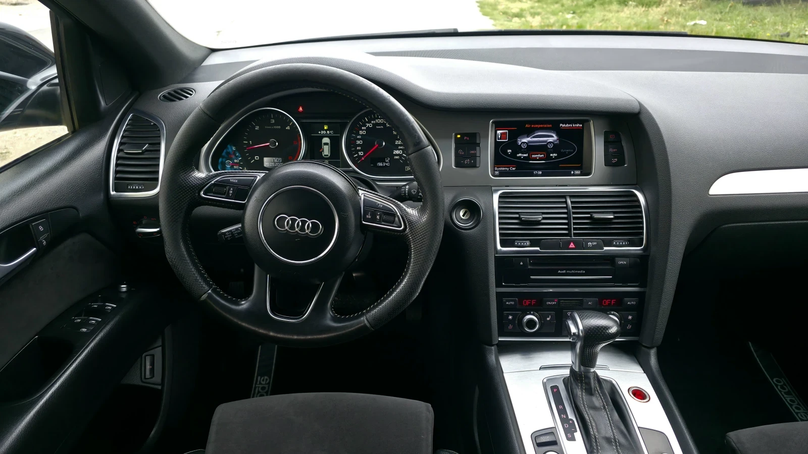 Audi Q7 3ХS LINE Оригинален Нов Внос ОБСЛУЖЕН 7 МЕСТЕН, снимка 7 - Автомобили и джипове - 56274063