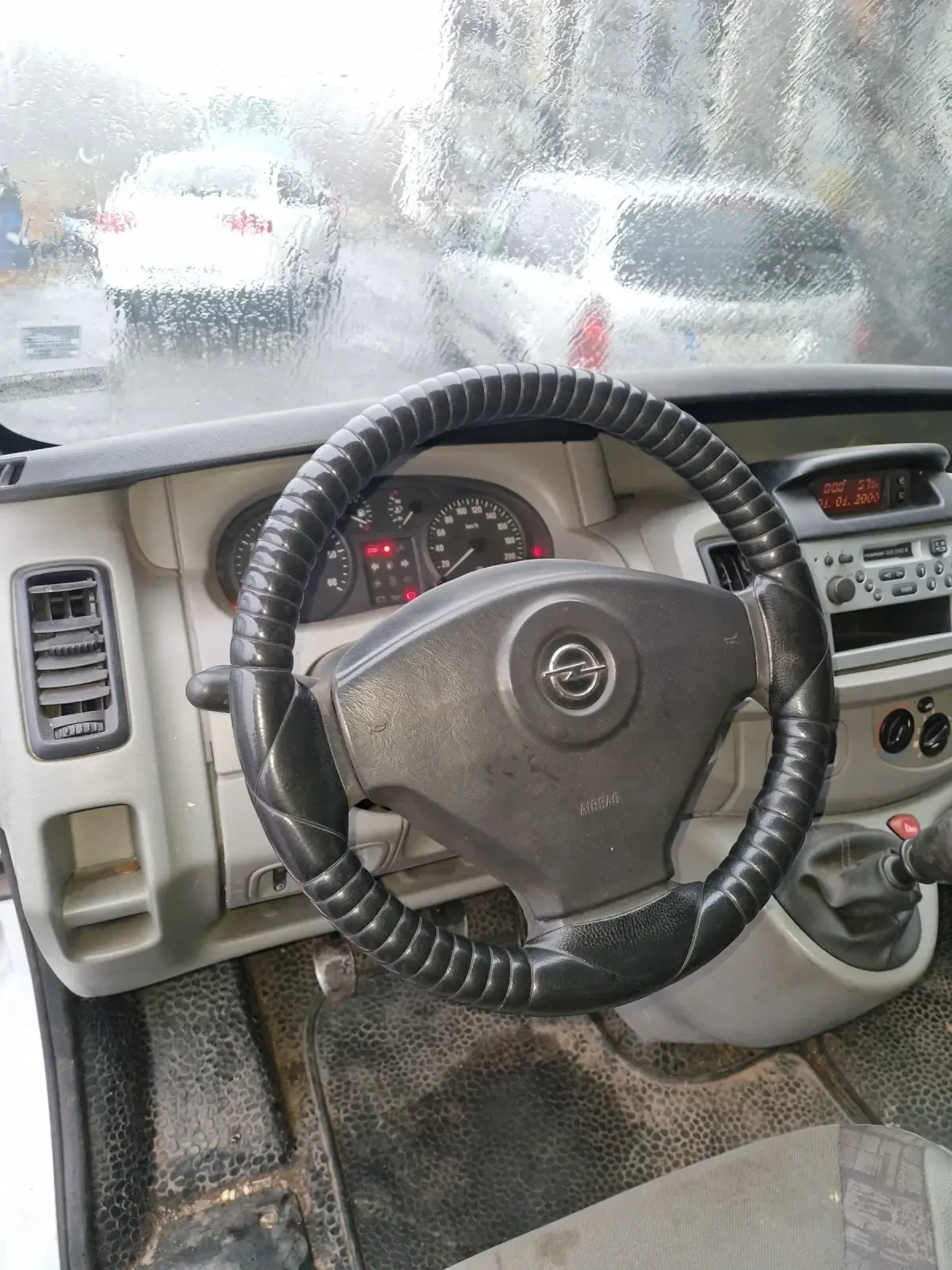 Opel Vivaro 1.9 CDTI - изображение 6