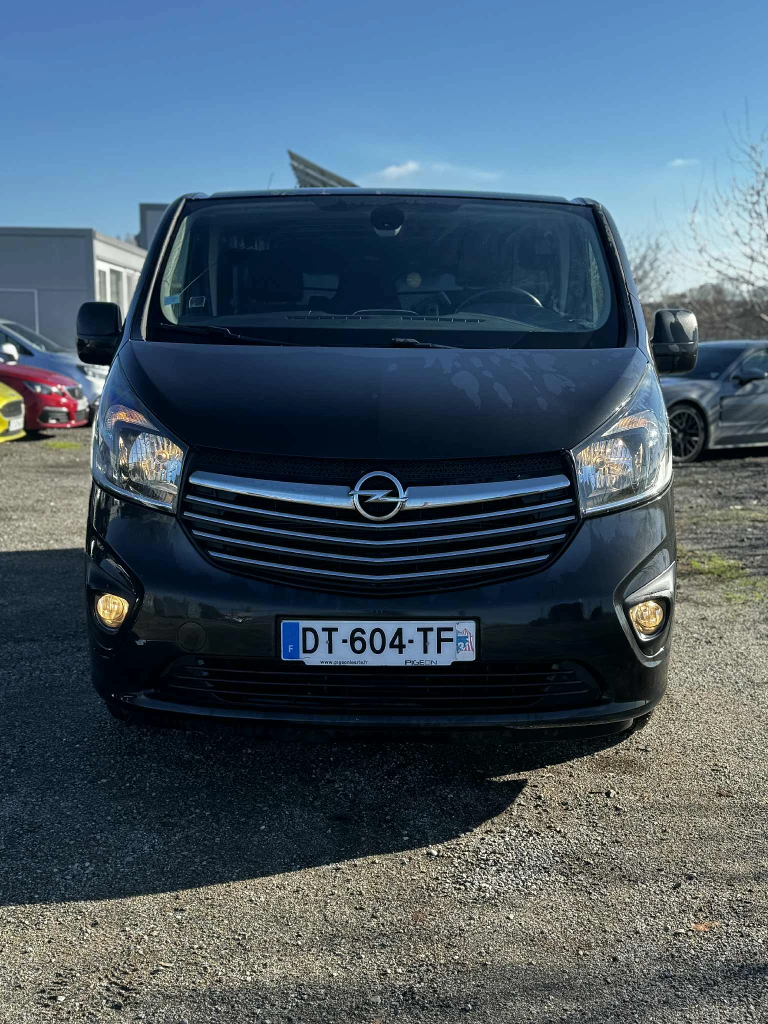 Opel Vivaro 1.6 CDTI klimatik Navi | Mobile.bg   2