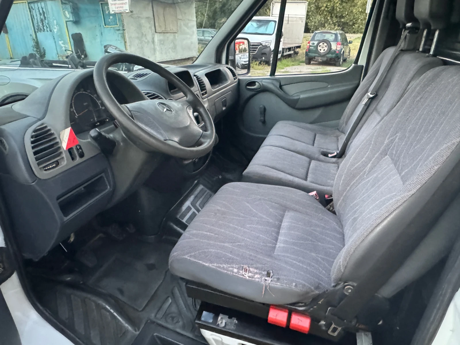Mercedes-Benz Sprinter 313 4.00м 130 p.s, снимка 9 - Бусове и автобуси - 56126370