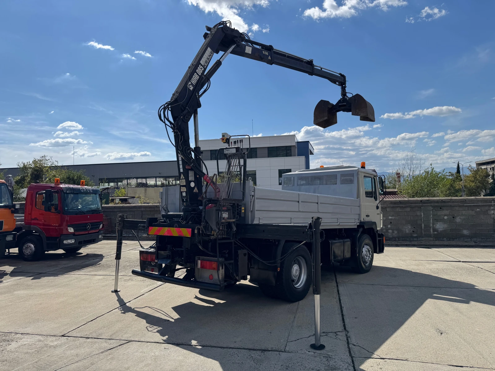 Man 19.332 HIAB 085 , ���:4.30�, ���� � ������� | Mobile.bg � ����������� 4