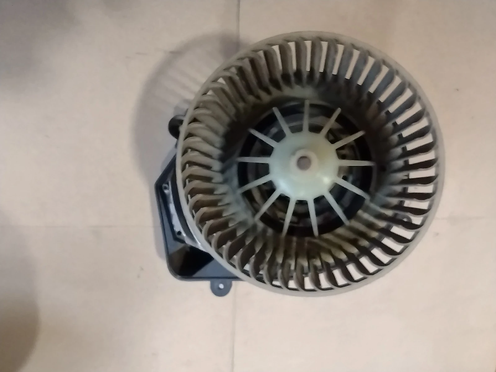 740221233F     VW Passat V, Audi A4 B5 74 022 123 3F | Mobile.bg   4