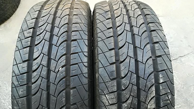 Гуми Летни 205/65R15, снимка 3 - Гуми и джанти - 24773811