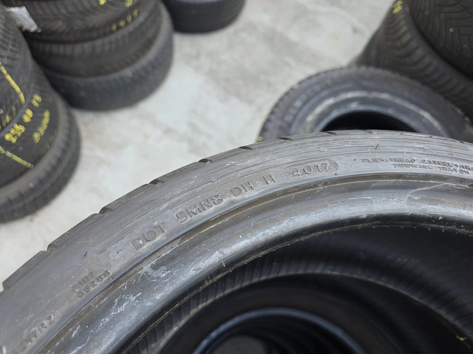 Гуми Летни 205/40R18, снимка 8 - Гуми и джанти - 56730681
