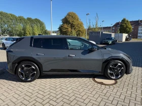 Kia EV4 GT-Line 81kWh 360* DISTR Matrix HUD Winter Package, снимка 3