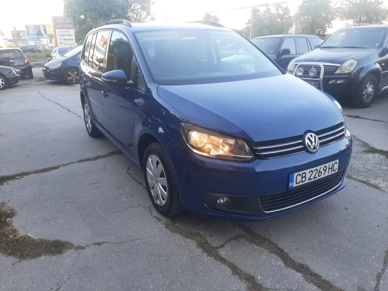 VW Touran Бензин- Метан. Автоматик , снимка 3 - Автомобили и джипове - 47588492