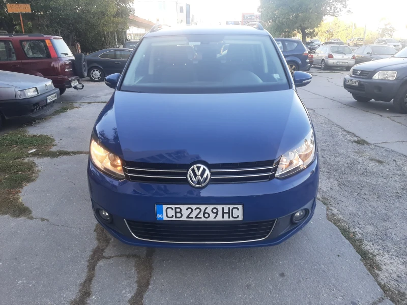 VW Touran Бензин- Метан. Автоматик , снимка 2 - Автомобили и джипове - 47588492