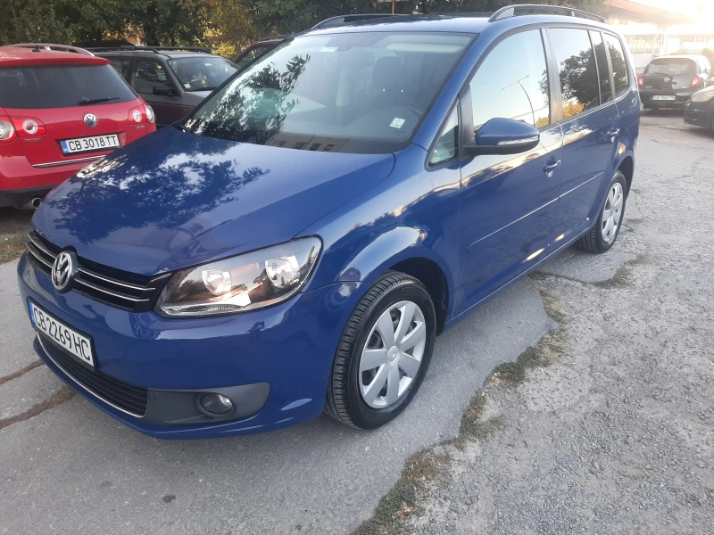 VW Touran Бензин- Метан. Автоматик , снимка 1 - Автомобили и джипове - 47588492